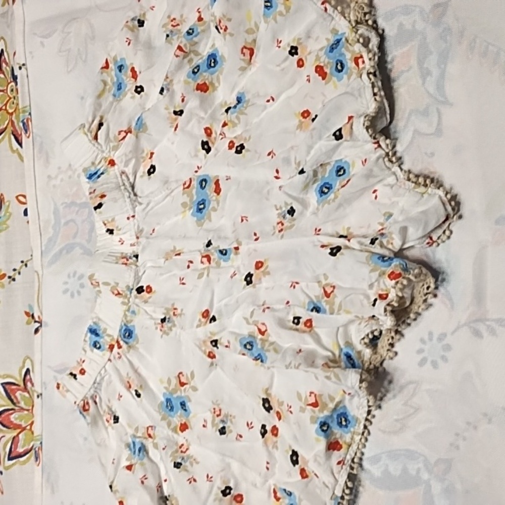 Free People XS Top & Shorts - Picture 2 of 8